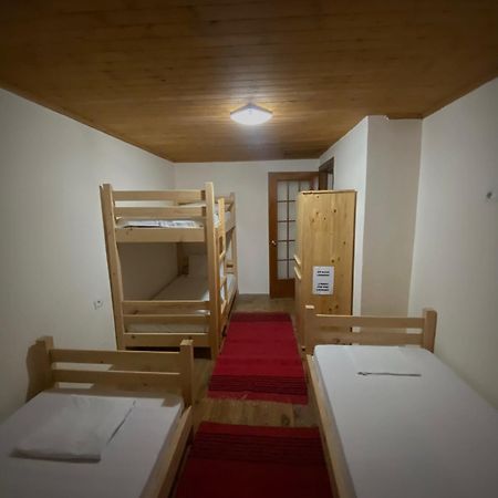 Teo'S Guest House Берат Экстерьер фото